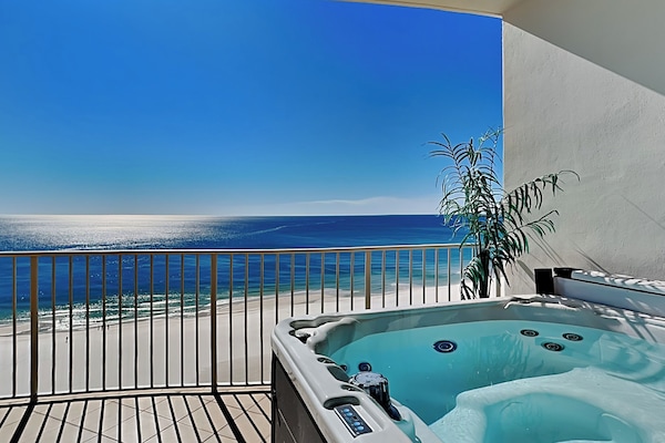 Welcome to Turquoise Palace #1107C