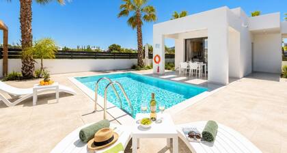 Villa Salty Sun 2 - Two Bedroom Villa, Sleeps 4