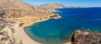 Villa Salty Sun 1 - Two Bedroom Villa, Sleeps 5