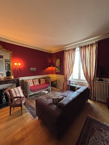 Villa "Belle Époque" - sleeps 18 FEURS (42)