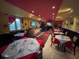 Daily buffet breakfast (EUR 7 per person)