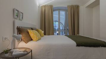 Classic Apartment | 1 bedroom, iron/ironing board, free WiFi, bed sheets