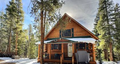 Mountain Log Home-Among Lodgepole Pines