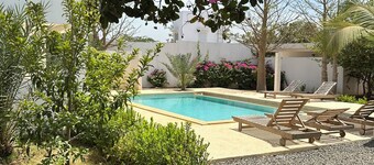 Villa Maddy sleeps 18 in a private residence. 5 suites in independent bungalows.