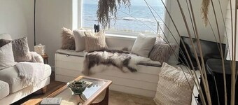 Orkney Retreats Kilnbarn 5* Scandi Deluxe Seafront Cottage