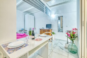 Free WiFi, bed sheets - Maison La Vanda - Centro Citta (Sanremo)