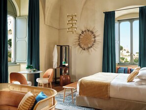 Junior Suite City View | 1 bedroom, minibar, in-room safe, blackout curtains