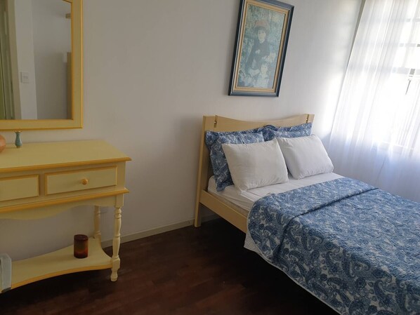 2 bedrooms