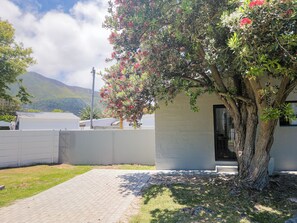 Chalet, 2 Bedrooms, Terrace | Exterior - Seewind Onrus Cottage (Hermanus)
