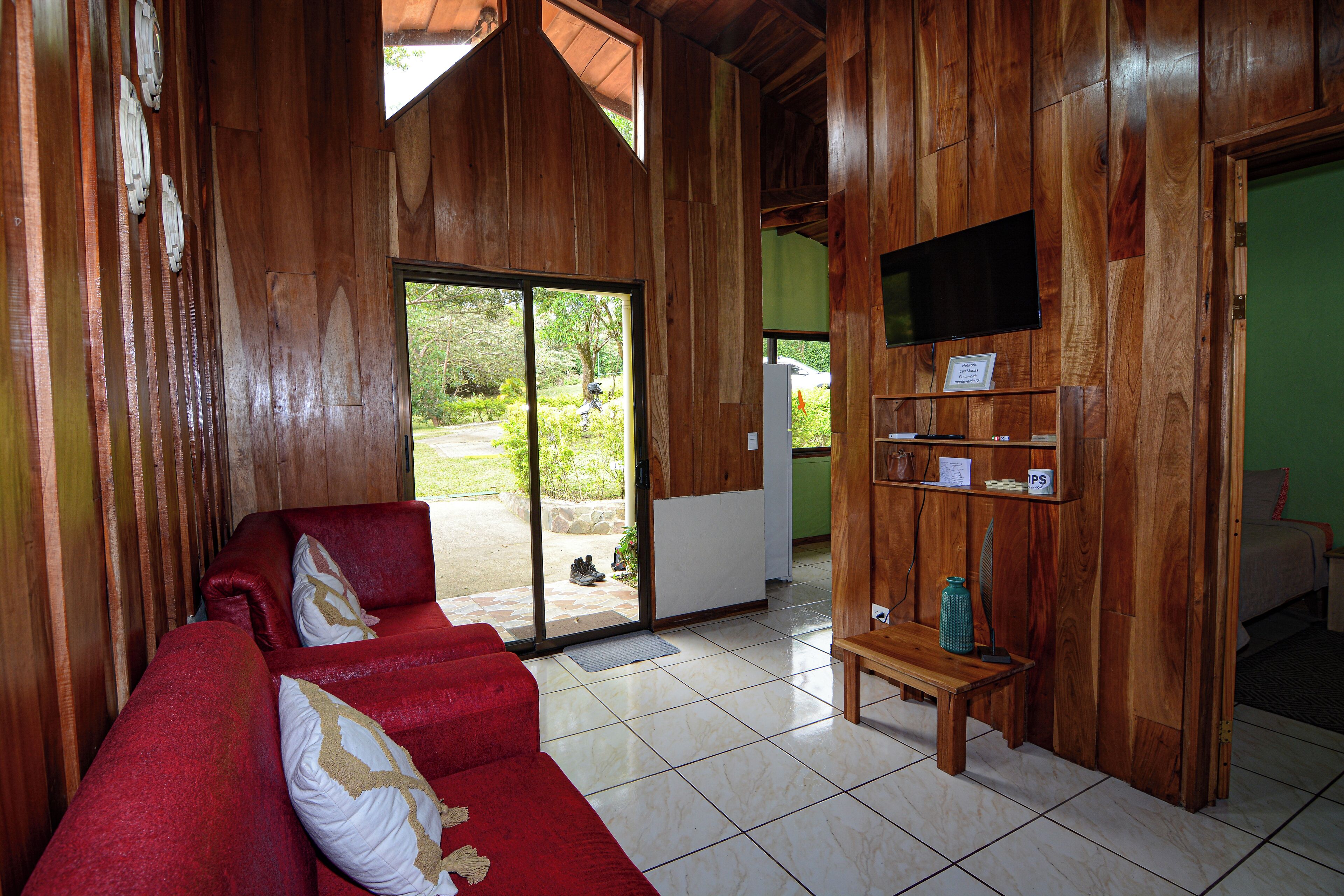 Family Cottage, Garden View | Living area