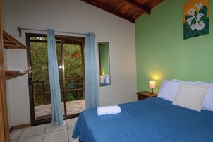 Casa de campo familiar, vistas al jardín | Wifi gratis y ropa de cama