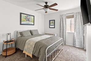 3 habitaciones, escritorio, cuna de viaje y wifi gratis 