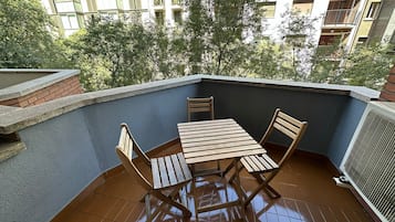 Iron/ironing board, free WiFi