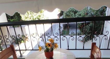 Natalys 2 Bd Gorgeous Apt in Volos