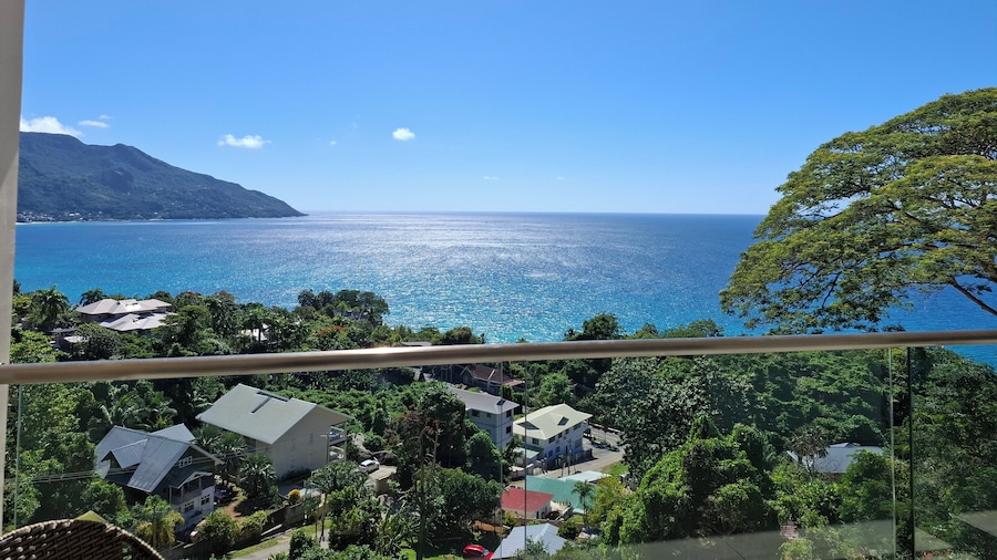 Tropical Secrets Holiday Apartments