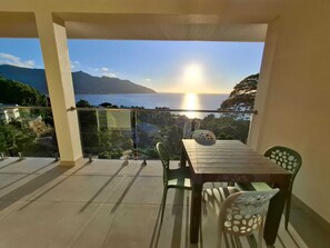 Apartment, Meerblick | Terrasse/Patio