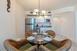 Coffee/tea maker, fridge, microwave, stovetop - ☀️Stunning Gulf Views-Lover's Key #806☀️ (Fort Myers Beach)