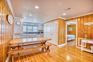 Dining - 9BR Oceanfront Home with Pool/Hottub/Gameroom (North Myrtle Beach)