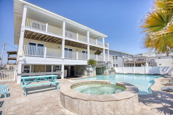 A heated pool - 1000 Island Lagoon (North Myrtle Beach)