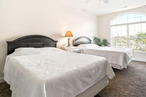 5 bedrooms, WiFi, bed sheets, wheelchair access