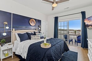 AZ72 7922 - Large Luxury Water Front W/ Pool, HotTub, Elevator (North Myrtle Beach)