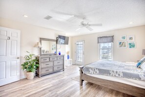 4 bedrooms, WiFi, bed sheets, wheelchair access