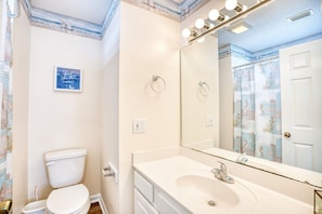 Bathroom - Waterfront Retreat w/ Private Pool in Cherry Grove (North Myrtle Beach)