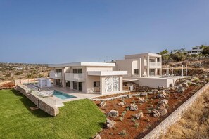 Exterior - Luxury & Relaxation Retreat Villa (Xirosterni)