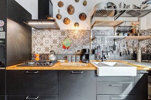 Leilighet, 2 soverom, ikke-røyk, byutsikt | Eget kjøkken | Kjøleskap, ovn, kokeplater og oppvaskmaskin