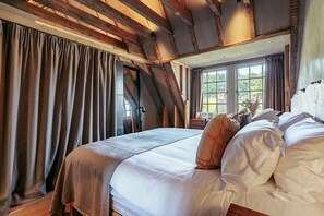 1 slaapkamer, een strijkplank/strijkijzer, wifi, beddengoed