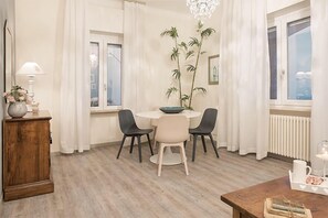 Apartment, City View | Dining room - Wonder View (Como)