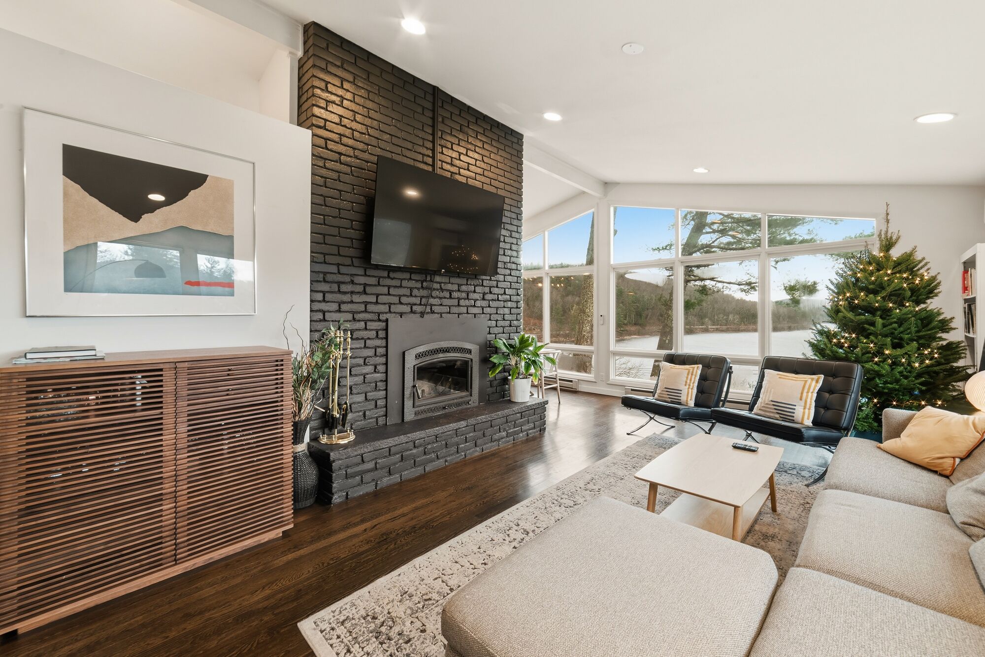 TV connectée, cheminée