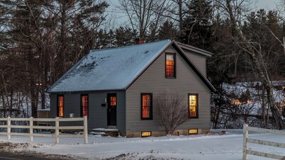 NEW LISTING!! Charming home in STOWE VILLAGE steps to Trails, Dining & Adventure