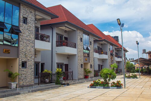 THE BLEVICK SUITES AND APARTMENTS