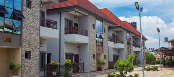 THE BLEVICK SUITES AND APARTMENTS