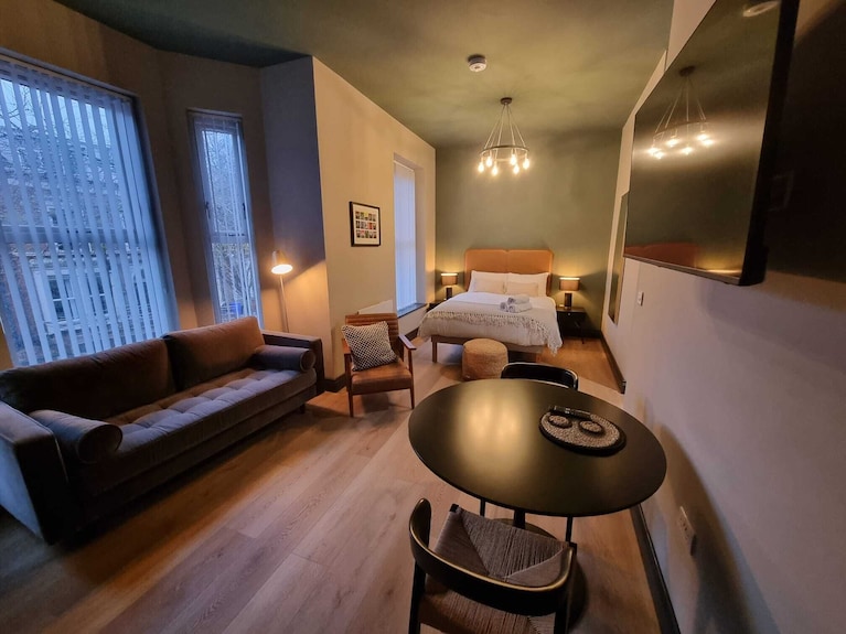 The Alliance - Ensuite Bedroom - ベルファスト