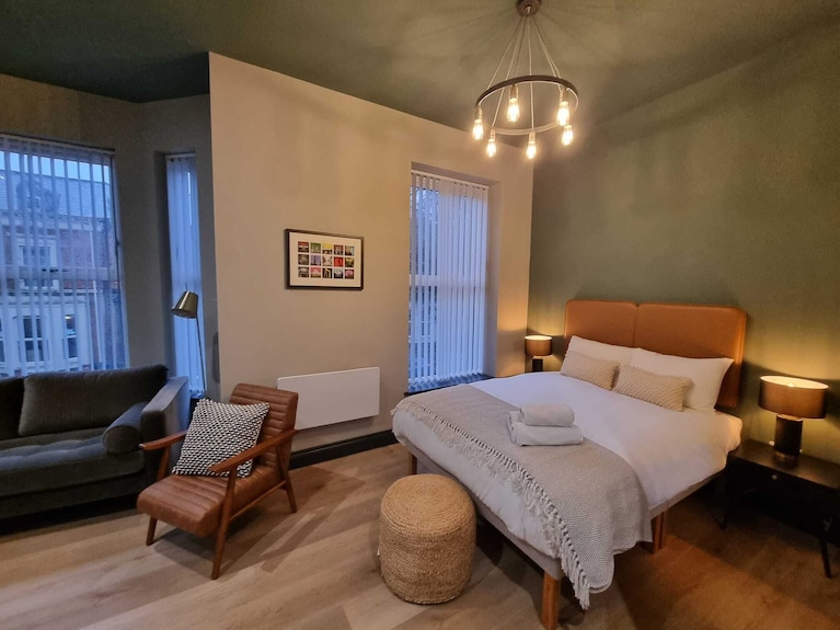 Studio-appartement-sdb Privée Avec Douche-vue Sur Rue - Belfast