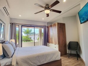 2 bedrooms, internet, bed sheets