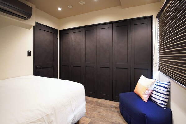 1 bedroom, desk, iron/ironing board, free WiFi