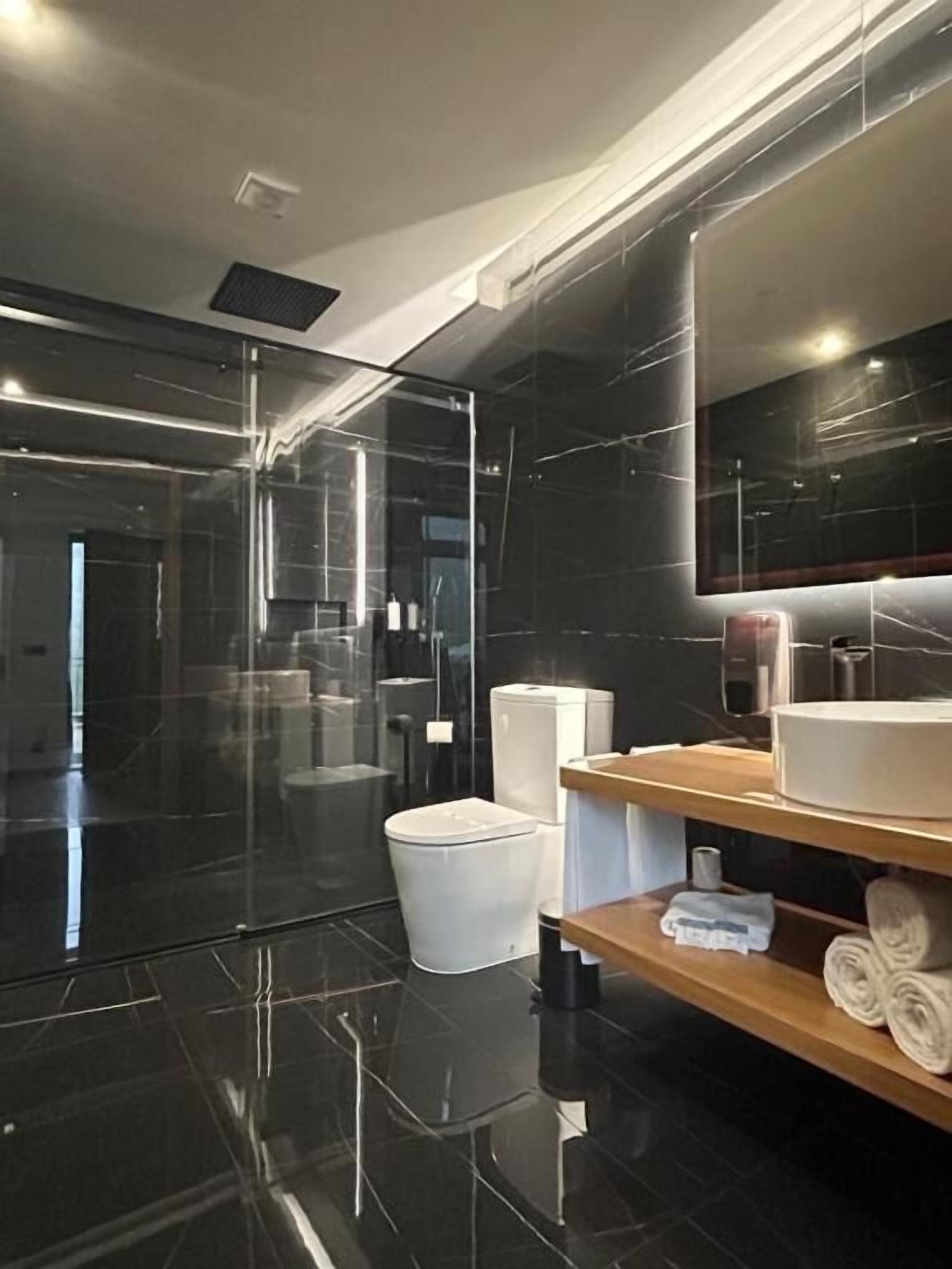 Family Apartment, Balcony, Mountain View | Bathroom | Shower, hair dryer, towels, soap
