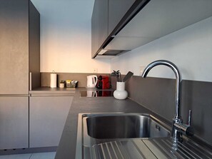 Junior Apartment | Private kitchen | Fridge, oven, stovetop, dishwasher - Urban Residence Apartments with parking  (Lugano)