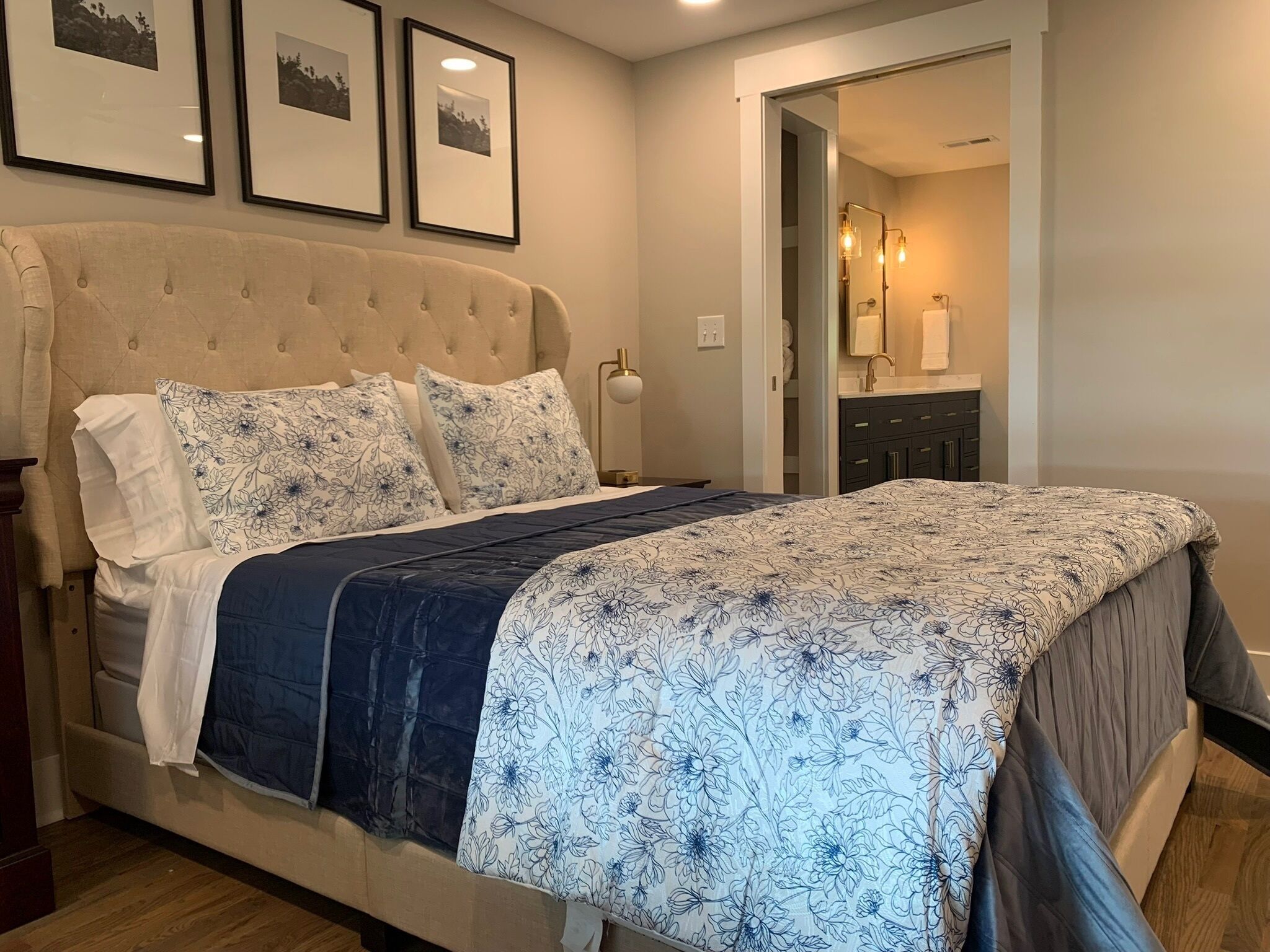 3 chambres, bureau, fer et planche à repasser, Wi-Fi gratuit