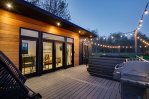 Outdoor dining - Alpine Abode | Hot Tub, King Bed, Panoramic Views in PA Wilds (Brookville)