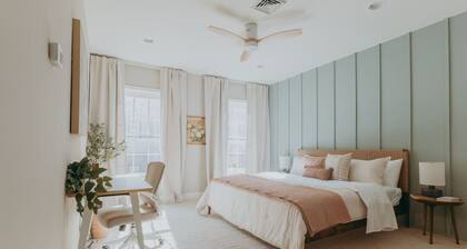 The Maisonette on Duke | King Bed, Chic, Downtown Lancaster