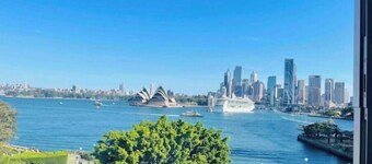 3 Bedrooms penthouse - Opera house and Bridge view