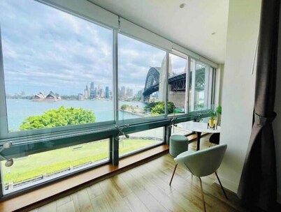 3 Bedrooms penthouse - Opera house and Bridge view