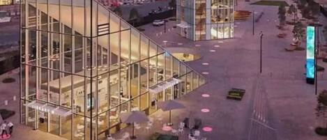 المنشأة من الخارج