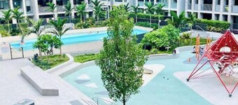 Courtyard pool view 3 Bedrooms Condo - Parking