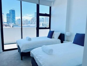 2 bedrooms