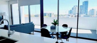 Stunning Cityview 2bedroom condo  [Gym]